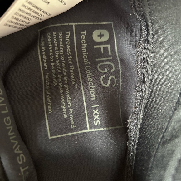 ‼️SOLD‼️ Figs Scrub Set💕 - Picture 6 of 6